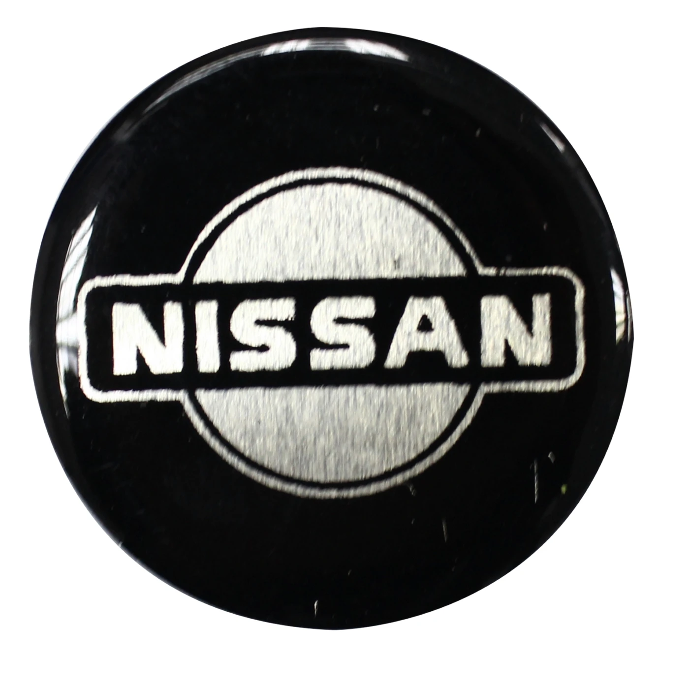 APLIQUE PARA COPA DE ARO NISSAN